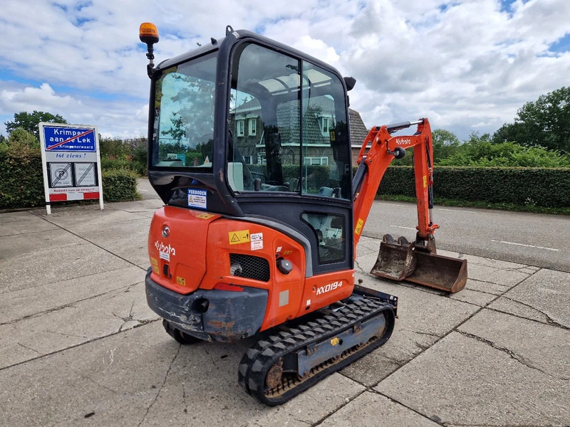 Kubota KX019-4 CW05 met 2 bakken - Minigraafmachine: afbeelding 3 Kubota KX019-4 CW05 met 2 bakken - Minigraafmachine: afbeelding 3