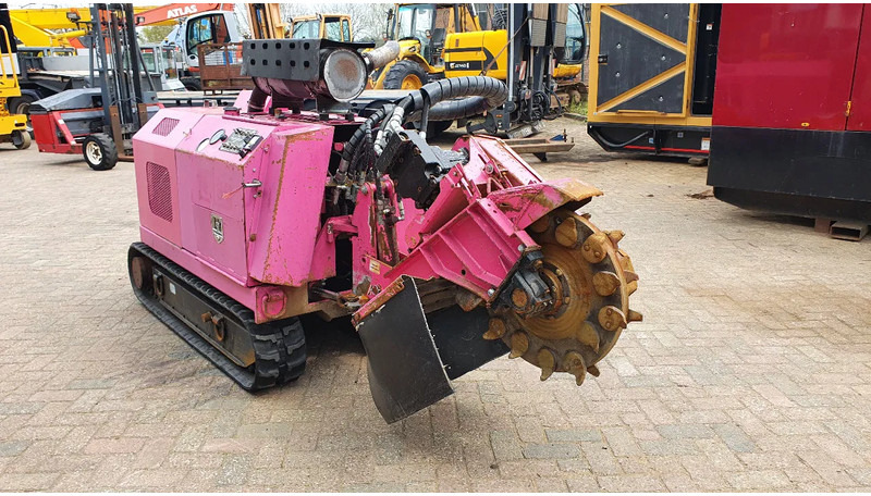 Onbekend Bandit 2900T stobben/stronkenfrees - Stobbenfrees: afbeelding 1 Onbekend Bandit 2900T stobben/stronkenfrees - Stobbenfrees: afbeelding 1