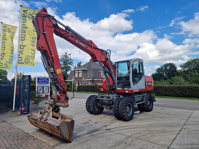 Terex TW160 inclusief kantelbak (1.98m.) - Mobiele graafmachine: afbeelding 1 Terex TW160 inclusief kantelbak (1.98m.) - Mobiele graafmachine: afbeelding 1