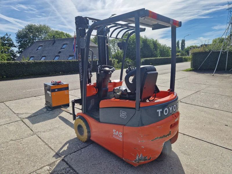 Toyota 1500 kg. elektrisch hefhoogte 5.00m. - Elektrische heftruck: afbeelding 4 Toyota 1500 kg. elektrisch hefhoogte 5.00m. - Elektrische heftruck: afbeelding 4
