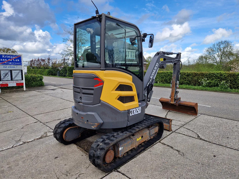 Volvo ECR25D met 2562 uur - Minigraafmachine: afbeelding 4 Volvo ECR25D met 2562 uur - Minigraafmachine: afbeelding 4