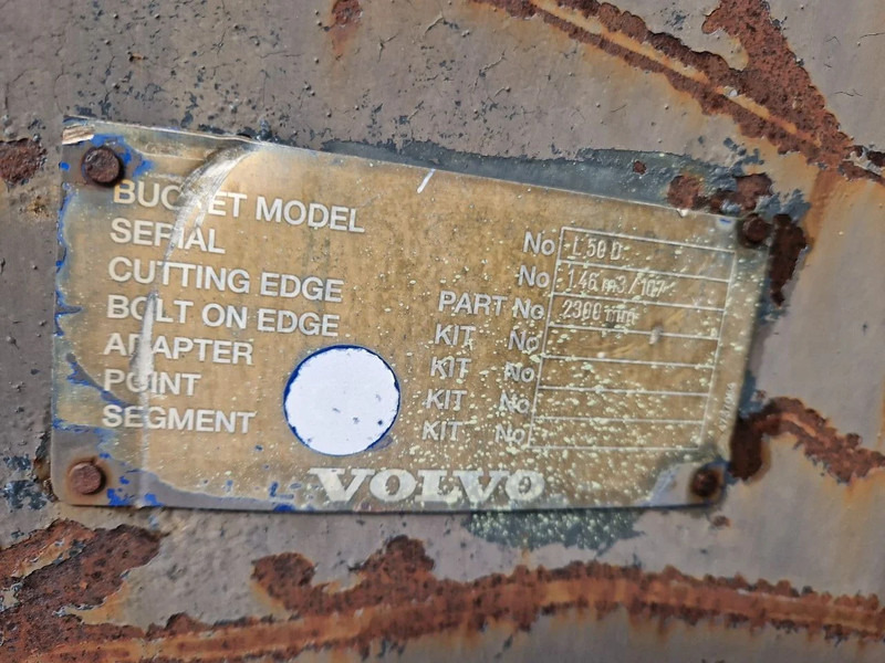 Volvo dichte wielladerbak breedte 2.24m. - Bak voor Bouwmachine: afbeelding 5 Volvo dichte wielladerbak breedte 2.24m. - Bak voor Bouwmachine: afbeelding 5