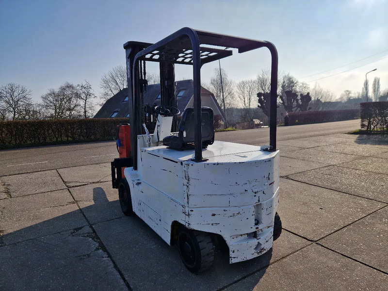 Yale 4.5 ton elektrisch triplomast - Elektrische heftruck: afbeelding 3 Yale 4.5 ton elektrisch triplomast - Elektrische heftruck: afbeelding 3