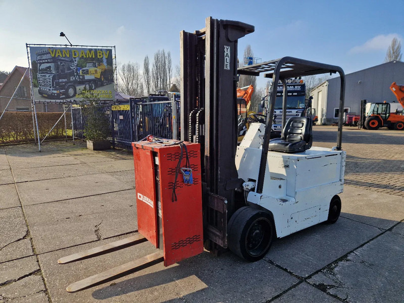 Yale 4.5 ton elektrisch triplomast - Elektrische heftruck: afbeelding 1 Yale 4.5 ton elektrisch triplomast - Elektrische heftruck: afbeelding 1