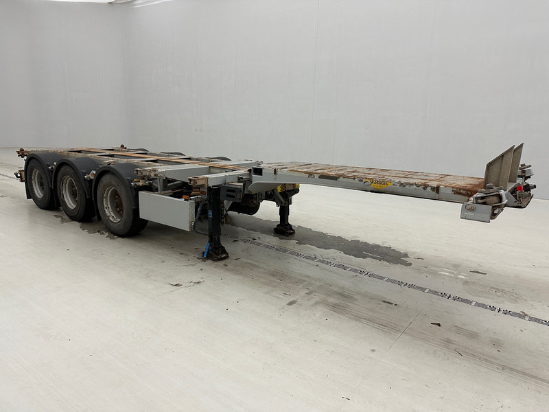 Broshuis Polyvalent skelet ADR 2 x 20-30-40-45 ft - Containertransporter/ Wissellaadbak oplegger: afbeelding 3 Broshuis Polyvalent skelet ADR 2 x 20-30-40-45 ft - Containertransporter/ Wissellaadbak oplegger: afbeelding 3