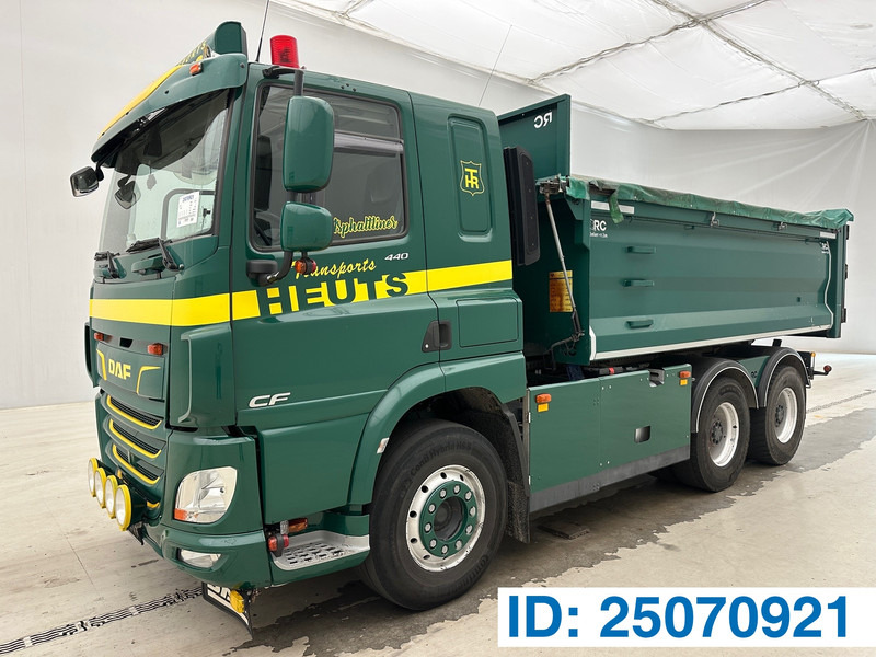 DAF CF 440 - 6x4 - Kipper vrachtwagen: afbeelding 1 DAF CF 440 - 6x4 - Kipper vrachtwagen: afbeelding 1