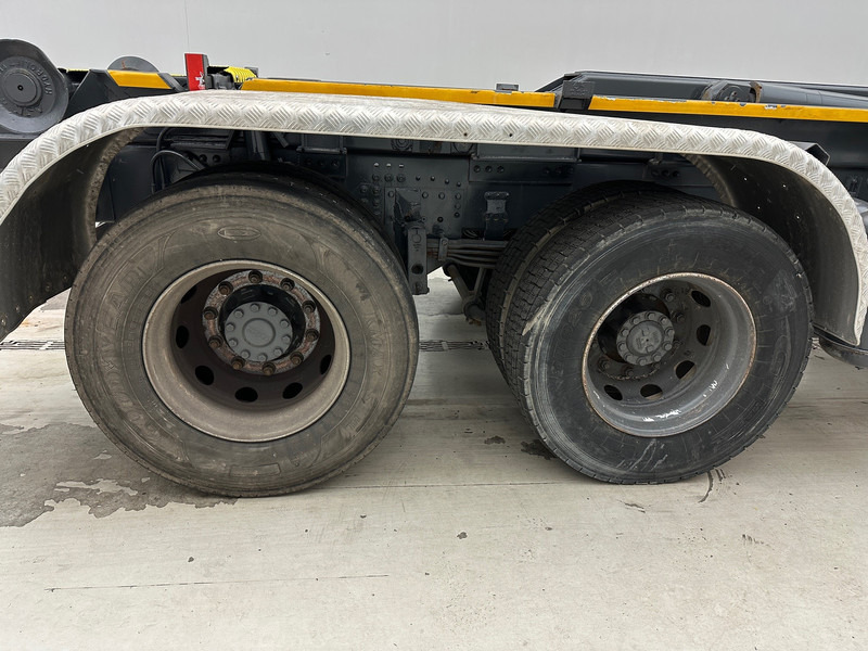 DAF CF75.360 - 6x2 - Haakarmsysteem vrachtwagen: afbeelding 4 DAF CF75.360 - 6x2 - Haakarmsysteem vrachtwagen: afbeelding 4