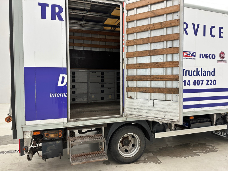 DAF LF45.150 - service truck - Bakwagen: afbeelding 4 DAF LF45.150 - service truck - Bakwagen: afbeelding 4