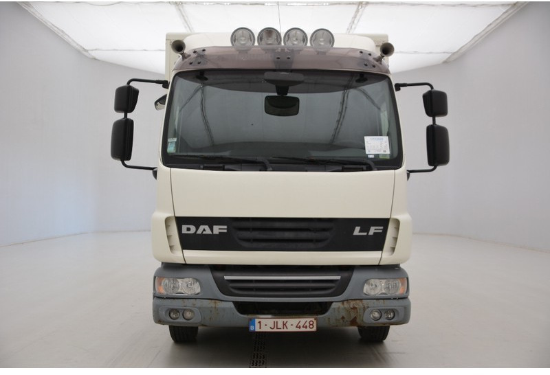 DAF LF45.180 - Bakwagen: afbeelding 2 DAF LF45.180 - Bakwagen: afbeelding 2