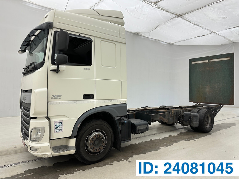 DAF XF 460 Space Cab* - Chassis vrachtwagen: afbeelding 1 DAF XF 460 Space Cab* - Chassis vrachtwagen: afbeelding 1