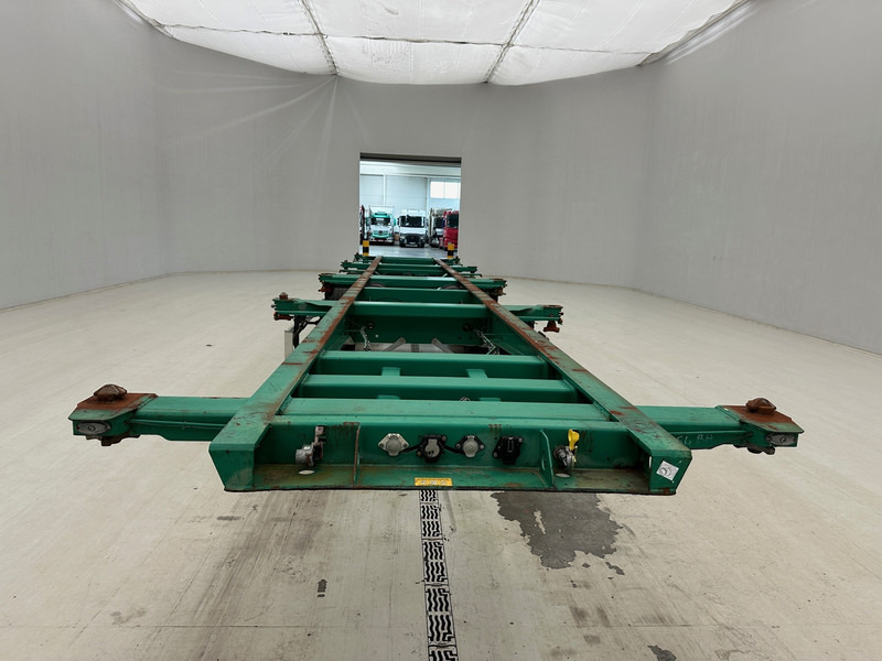 Fruehauf Skelet 2 x 20-40 ft - Containertransporter/ Wissellaadbak oplegger: afbeelding 3 Fruehauf Skelet 2 x 20-40 ft - Containertransporter/ Wissellaadbak oplegger: afbeelding 3