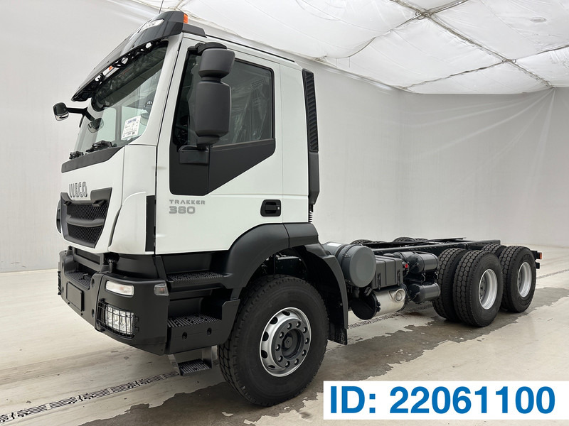 Iveco Trakker 380 - 6x4 - Chassis vrachtwagen: afbeelding 1 Iveco Trakker 380 - 6x4 - Chassis vrachtwagen: afbeelding 1