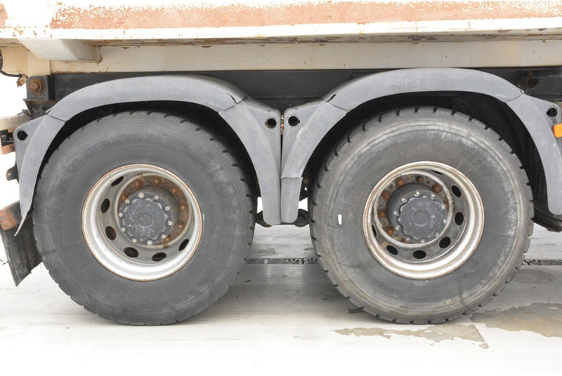 MAN TGS 35.480 - 8x4 - NON-EU - Kipper vrachtwagen: afbeelding 4 MAN TGS 35.480 - 8x4 - NON-EU - Kipper vrachtwagen: afbeelding 4