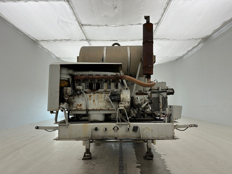 MOL Mixer 10 cub - Betonmixer oplegger: afbeelding 2 MOL Mixer 10 cub - Betonmixer oplegger: afbeelding 2