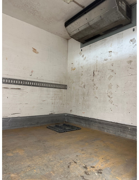 Koelwagen vrachtwagen Mercedes-Benz Atego 1217: afbeelding 10 Koelwagen vrachtwagen Mercedes-Benz Atego 1217: afbeelding 10