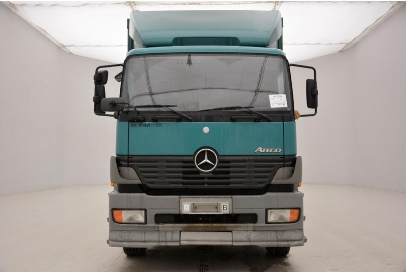 Mercedes-Benz Atego 1823 - damaged engine - Schuifzeilen vrachtwagen: afbeelding 2 Mercedes-Benz Atego 1823 - damaged engine - Schuifzeilen vrachtwagen: afbeelding 2