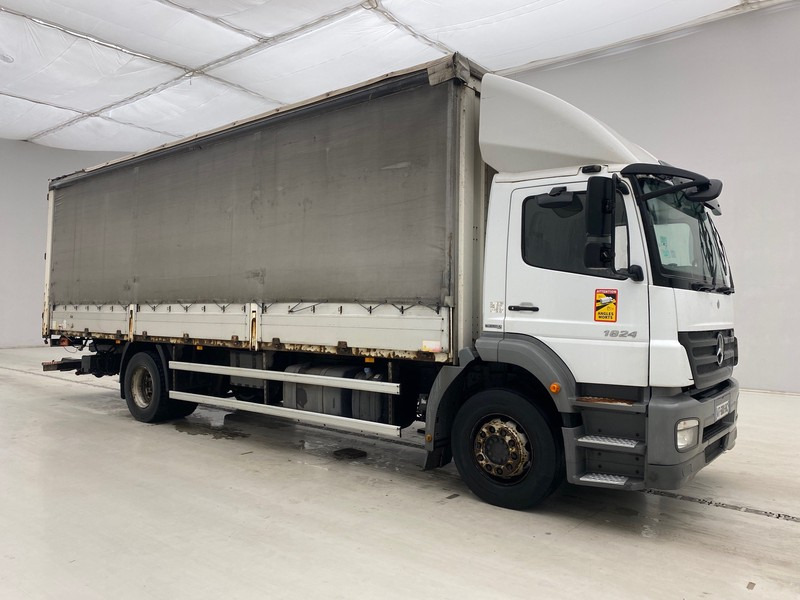 Mercedes-Benz Axor 1824 - Schuifzeilen vrachtwagen: afbeelding 3 Mercedes-Benz Axor 1824 - Schuifzeilen vrachtwagen: afbeelding 3