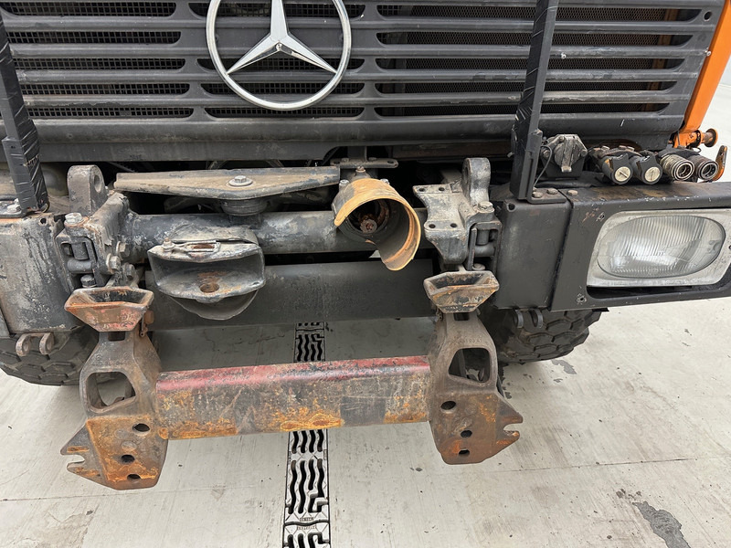 Mercedes-Benz Unimog U427 - 4x4 - Kipper vrachtwagen: afbeelding 3 Mercedes-Benz Unimog U427 - 4x4 - Kipper vrachtwagen: afbeelding 3