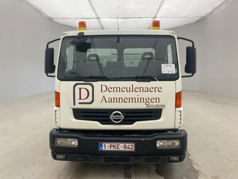Nissan Atleon 120.25 - Kipper vrachtwagen: afbeelding 2 Nissan Atleon 120.25 - Kipper vrachtwagen: afbeelding 2