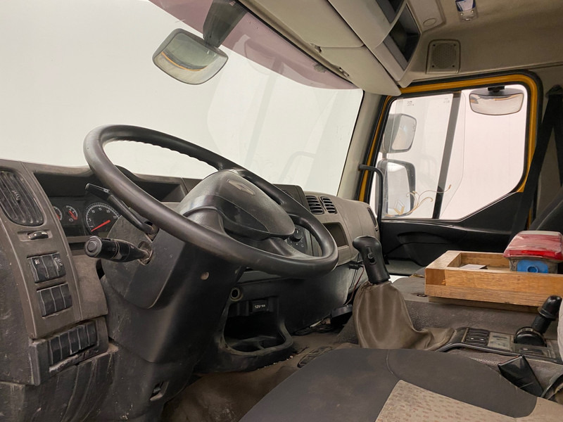 Chassis vrachtwagen Renault Kerax 410 DXi - 8x4: afbeelding 8