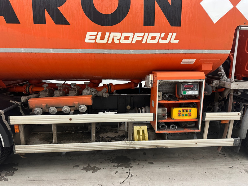 Renault Midlum 300 DXi - Tankwagen: afbeelding 4 Renault Midlum 300 DXi - Tankwagen: afbeelding 4