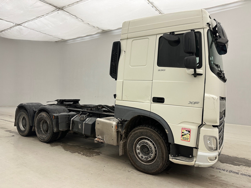 DAF XF 530 Space Cab - 6x4 - Trekker: afbeelding 3 DAF XF 530 Space Cab - 6x4 - Trekker: afbeelding 3