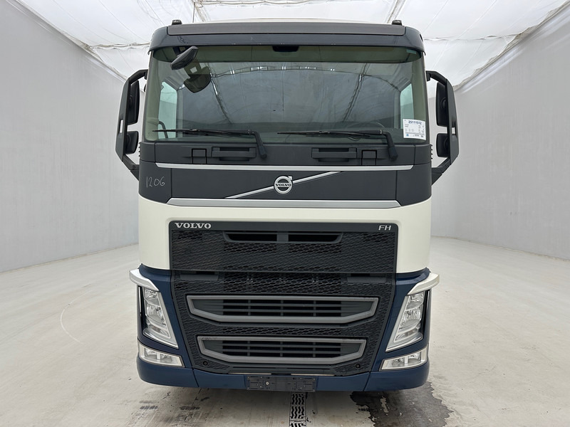 Volvo FH 420 - ADR - Trekker: afbeelding 2 Volvo FH 420 - ADR - Trekker: afbeelding 2