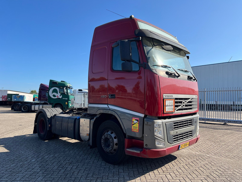 Volvo FH13.420 Globetrotter - ADR - Trekker: afbeelding 3 Volvo FH13.420 Globetrotter - ADR - Trekker: afbeelding 3