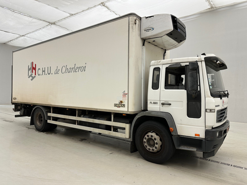 Volvo FL 220* - Koelwagen vrachtwagen: afbeelding 3 Volvo FL 220* - Koelwagen vrachtwagen: afbeelding 3