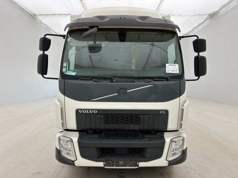 Volvo FL 250 - Koelwagen vrachtwagen: afbeelding 2 Volvo FL 250 - Koelwagen vrachtwagen: afbeelding 2