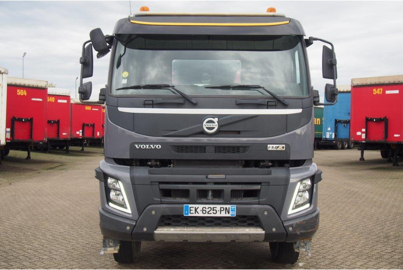 Volvo FMX 410 - 8x4 - Betonmixer: afbeelding 2 Volvo FMX 410 - 8x4 - Betonmixer: afbeelding 2