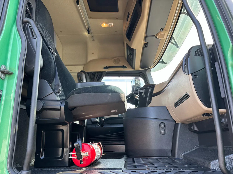 Trekker Mercedes-Benz Actros 1845 Big space Retarder Euro 6: afbeelding 6