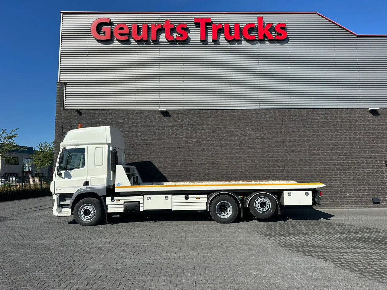 DAF CF 410 6X2 M4SN3 OPRIJWAGEN / MACHINE TRANSPORTE - Autovrachtwagen vrachtwagen: afbeelding 1 DAF CF 410 6X2 M4SN3 OPRIJWAGEN / MACHINE TRANSPORTE - Autovrachtwagen vrachtwagen: afbeelding 1