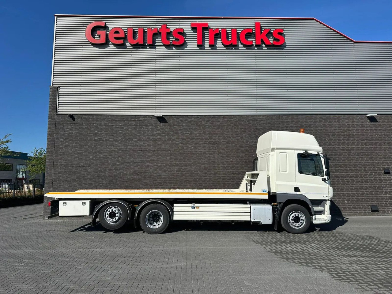 DAF CF 410 6X2 M4SN3 OPRIJWAGEN / MACHINE TRANSPORTE - Autovrachtwagen vrachtwagen: afbeelding 4 DAF CF 410 6X2 M4SN3 OPRIJWAGEN / MACHINE TRANSPORTE - Autovrachtwagen vrachtwagen: afbeelding 4