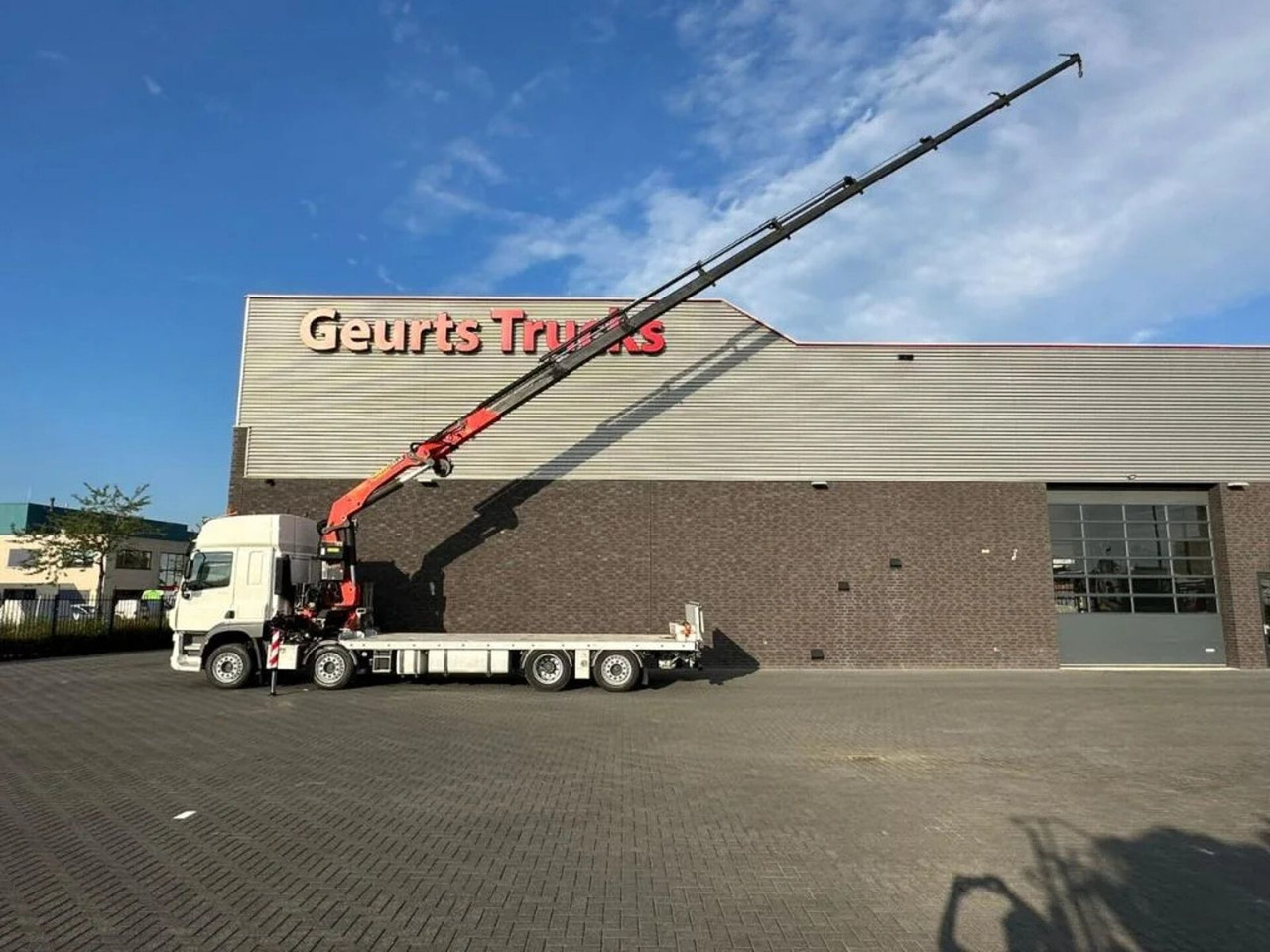 DAF CF 450 8X2 OPRIJWAGEN/MACHINE TRANSPORTER + PALF - Kraanwagen: afbeelding 3 DAF CF 450 8X2 OPRIJWAGEN/MACHINE TRANSPORTER + PALF - Kraanwagen: afbeelding 3