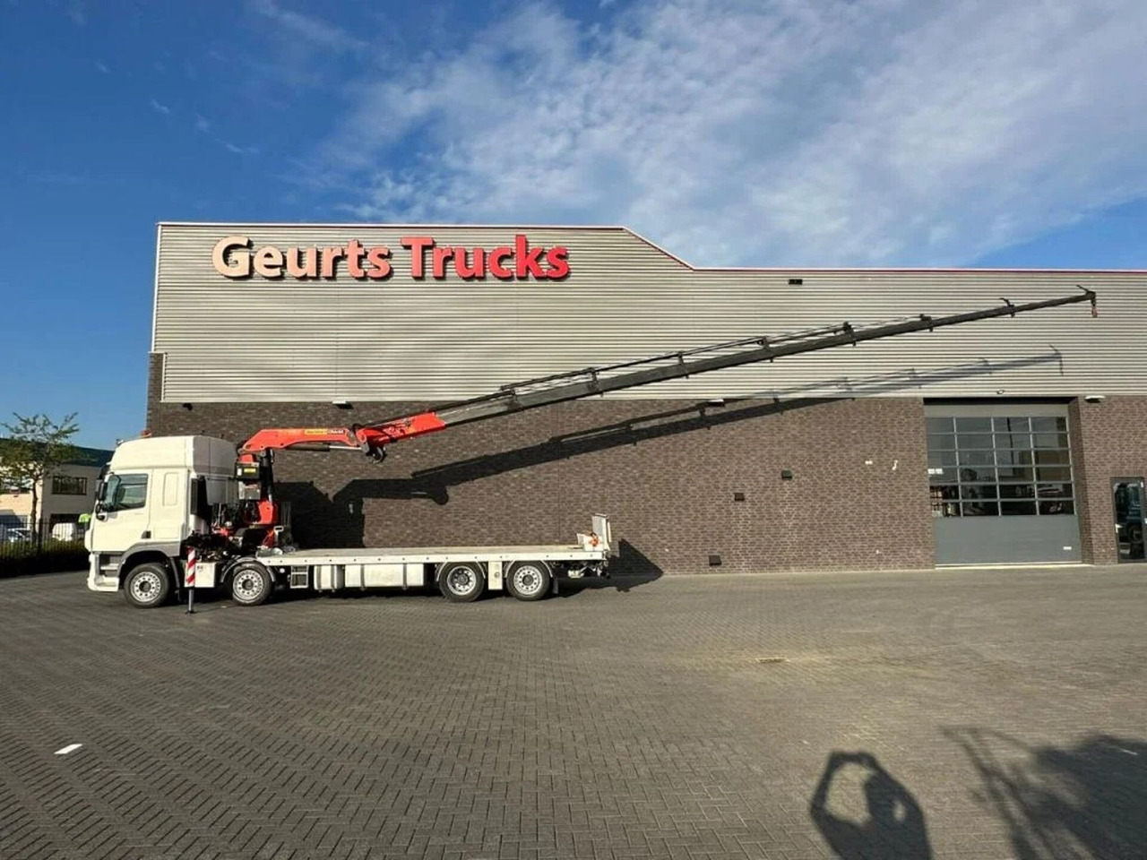 DAF CF 450 8X2 OPRIJWAGEN/MACHINE TRANSPORTER + PALF - Kraanwagen: afbeelding 2 DAF CF 450 8X2 OPRIJWAGEN/MACHINE TRANSPORTER + PALF - Kraanwagen: afbeelding 2