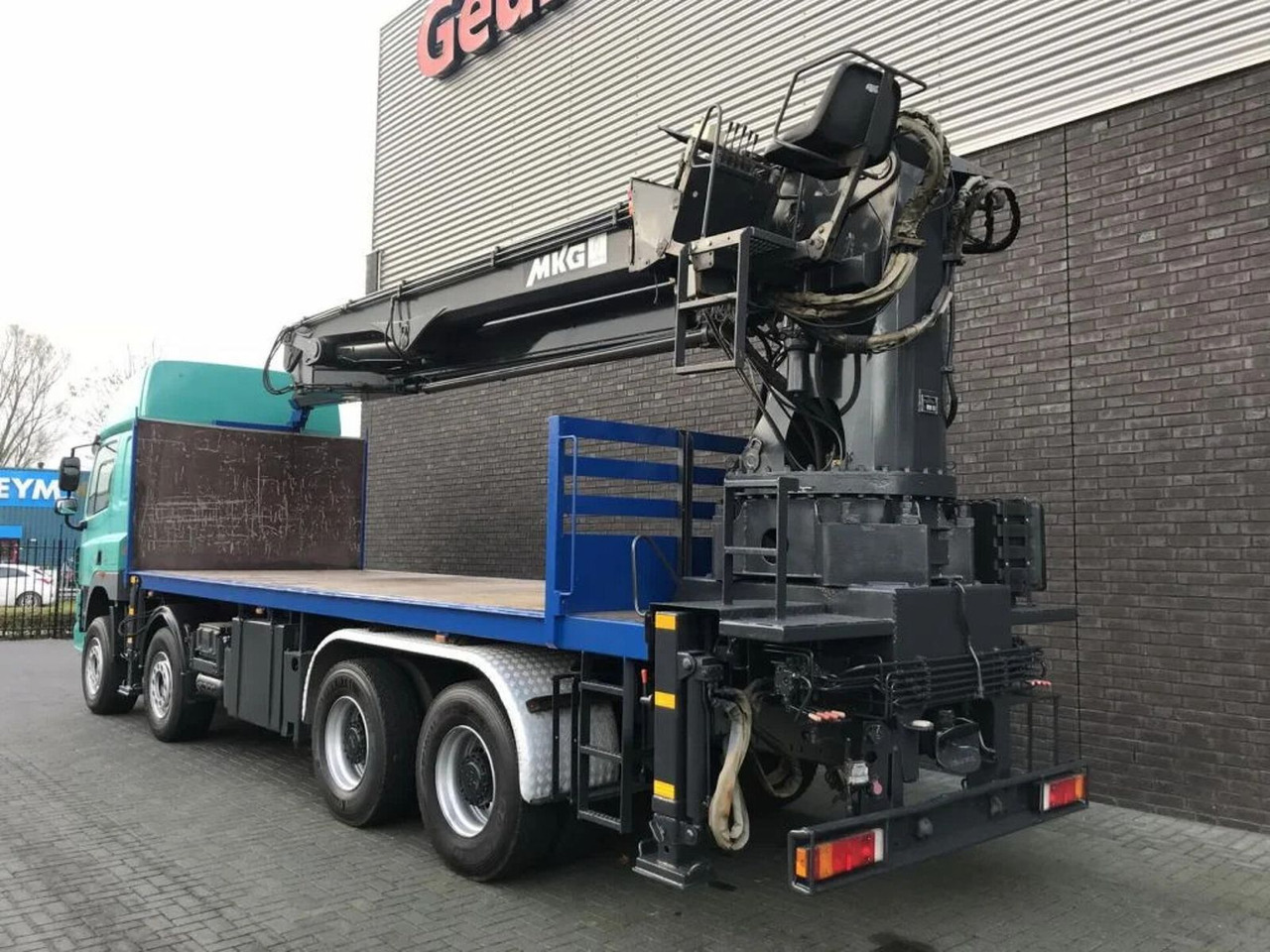 DAF CF 460 8X4 + MKG HMK 401/kran/kraan/Montagekran/ - Kraanwagen: afbeelding 3 DAF CF 460 8X4 + MKG HMK 401/kran/kraan/Montagekran/ - Kraanwagen: afbeelding 3