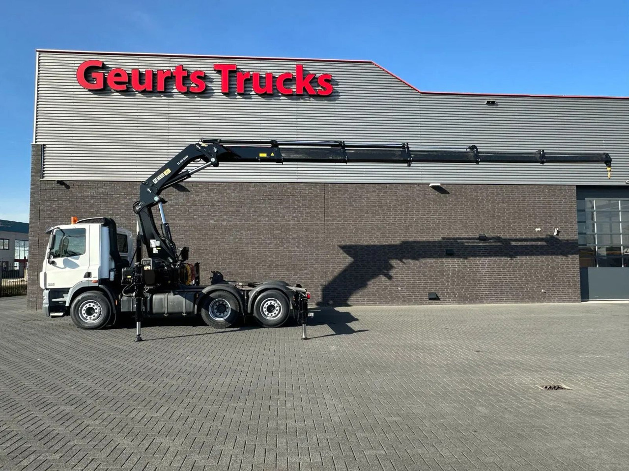 DAF CF 85 410 6X2 + HIAB 422EP-5 HIPRO TREKKER/SATTE - Kraanwagen: afbeelding 1 DAF CF 85 410 6X2 + HIAB 422EP-5 HIPRO TREKKER/SATTE - Kraanwagen: afbeelding 1