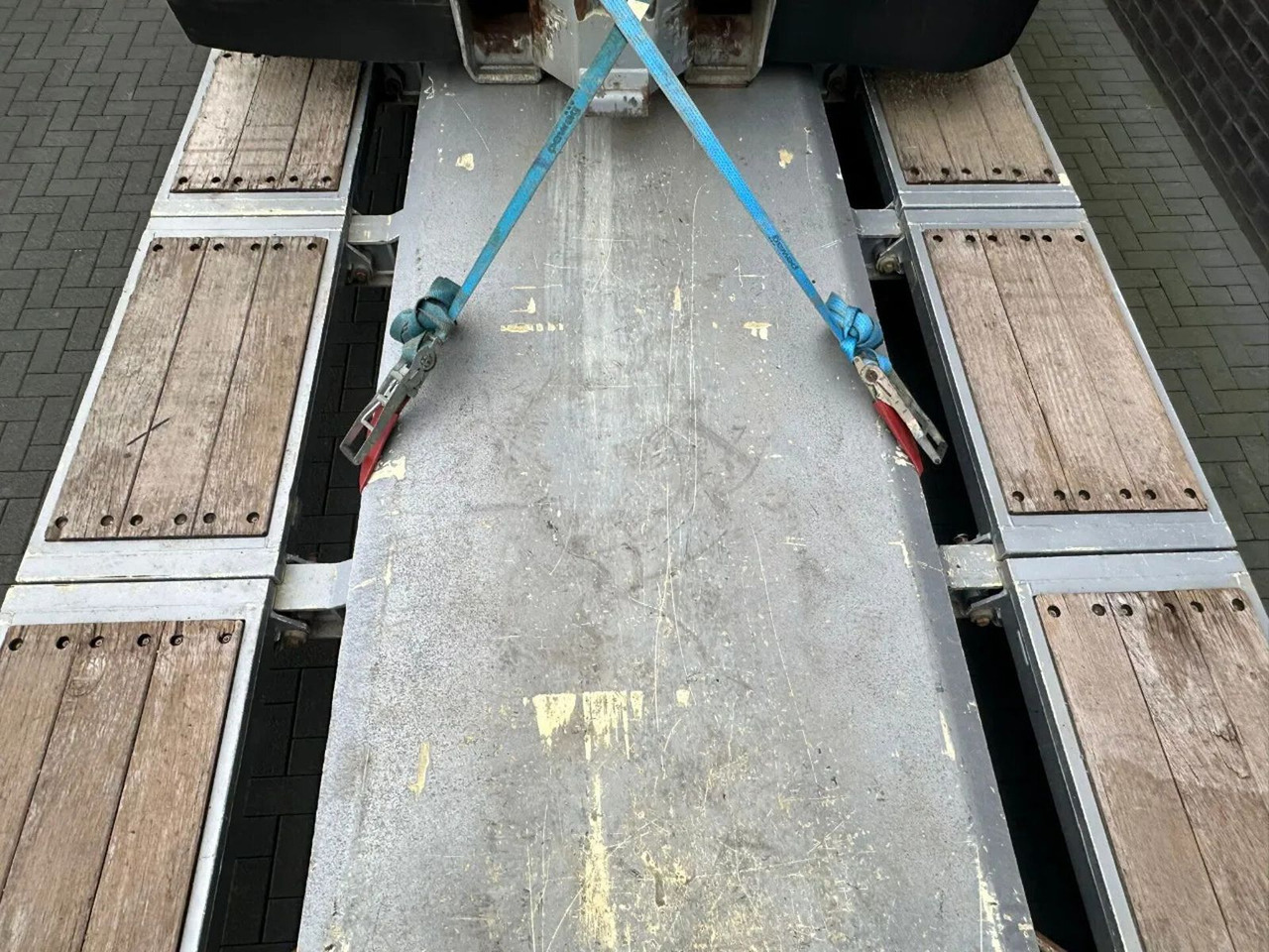 Goldhofer STHP/XLE 8 (3+5) LOWLOADER - Dieplader oplegger: afbeelding 5 Goldhofer STHP/XLE 8 (3+5) LOWLOADER - Dieplader oplegger: afbeelding 5
