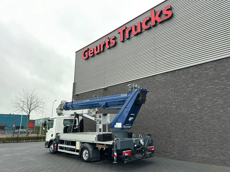MAN TGL 7.190 4X2 BB BOCKER AK37/4000 + JIB MONTAGEKRAN/DACHDECKERKRAN/ROOFCRANE/KRAAN/KRAN/GRUA - Kraanwagen: afbeelding 3 MAN TGL 7.190 4X2 BB BOCKER AK37/4000 + JIB MONTAGEKRAN/DACHDECKERKRAN/ROOFCRANE/KRAAN/KRAN/GRUA - Kraanwagen: afbeelding 3