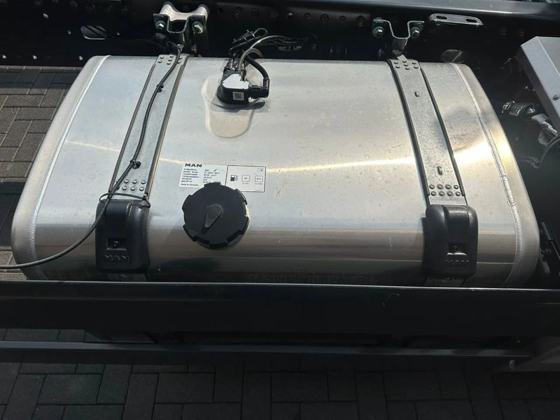 Nieuw Chassis vrachtwagen MAN TGS 26.480 6X2-4 BL CHASSIS CABINE (NIEUW): afbeelding 15 Nieuw Chassis vrachtwagen MAN TGS 26.480 6X2-4 BL CHASSIS CABINE (NIEUW): afbeelding 15