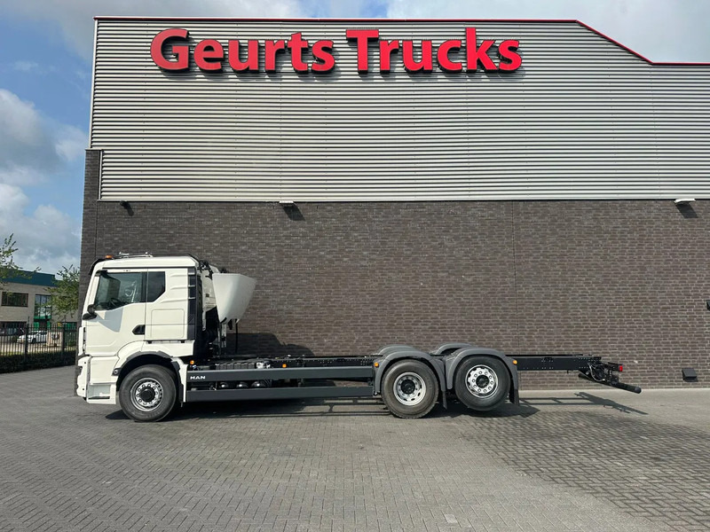 MAN TGS 26.520 6X2H-4 BL CH HYDRO DRIVE CHASSIS CABINE (NIEUW) - Chassis vrachtwagen: afbeelding 1 MAN TGS 26.520 6X2H-4 BL CH HYDRO DRIVE CHASSIS CABINE (NIEUW) - Chassis vrachtwagen: afbeelding 1