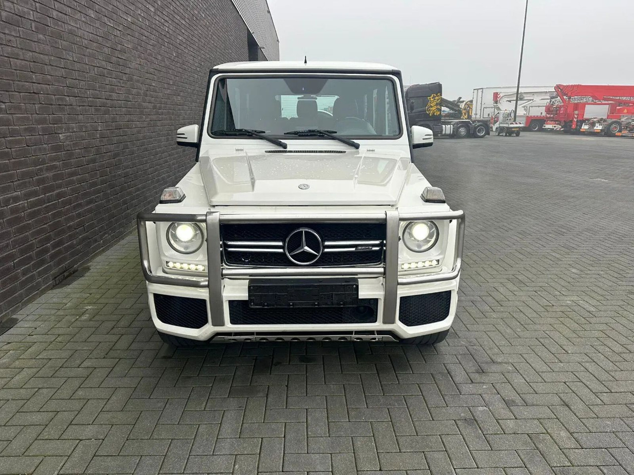 Mercedes-Benz G 63 AMG - SUV: afbeelding 4 Mercedes-Benz G 63 AMG - SUV: afbeelding 4