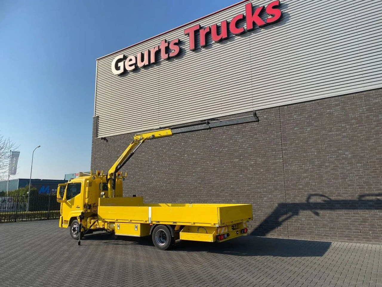 Renault D7.5 180 4X2 + PALFINGER PK 4200 KRAAN/KRAN/CRAN - Kraanwagen: afbeelding 3 Renault D7.5 180 4X2 + PALFINGER PK 4200 KRAAN/KRAN/CRAN - Kraanwagen: afbeelding 3