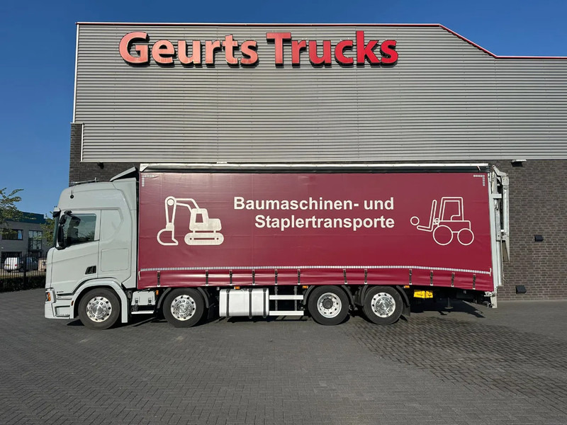 Scania R540 B8X2*6LB OPRIJWAGEN MET 15 TONS LAADKLEP EN GESLOTEN HUIF MET SCHUIFZEILEN EN SCHUIFKAP - Autovrachtwagen vrachtwagen: afbeelding 1 Scania R540 B8X2*6LB OPRIJWAGEN MET 15 TONS LAADKLEP EN GESLOTEN HUIF MET SCHUIFZEILEN EN SCHUIFKAP - Autovrachtwagen vrachtwagen: afbeelding 1