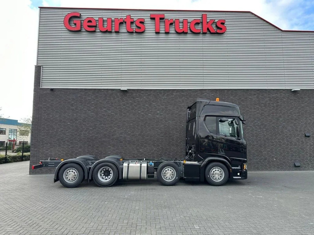 Scania R540 NGS 8X2 CHASSIS NIEUW/NEUE/NEW FULL OPTIONS - Chassis vrachtwagen: afbeelding 4 Scania R540 NGS 8X2 CHASSIS NIEUW/NEUE/NEW FULL OPTIONS - Chassis vrachtwagen: afbeelding 4
