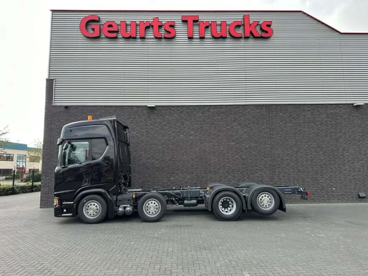 Scania R540 NGS 8X2 CHASSIS NIEUW/NEUE/NEW FULL OPTIONS - Chassis vrachtwagen: afbeelding 1 Scania R540 NGS 8X2 CHASSIS NIEUW/NEUE/NEW FULL OPTIONS - Chassis vrachtwagen: afbeelding 1