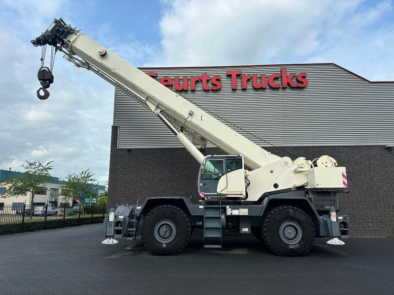 Terex RT110 QUADSTAR ROUGH TERRAIN CRANE + JIB + 2x LIER - Ruwterreinkraan: afbeelding 1 Terex RT110 QUADSTAR ROUGH TERRAIN CRANE + JIB + 2x LIER - Ruwterreinkraan: afbeelding 1