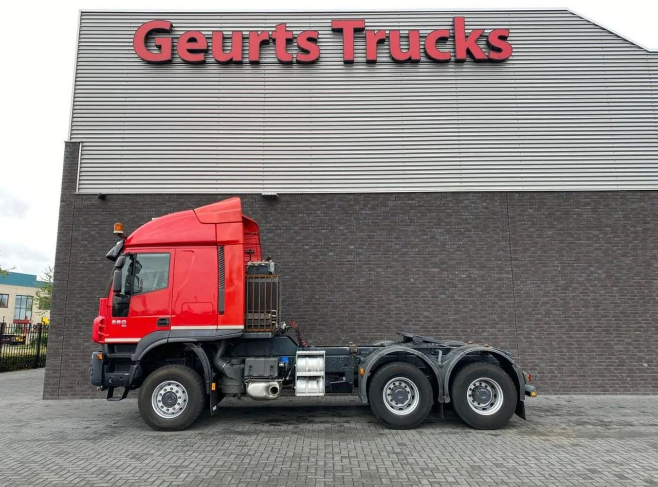 Iveco Trakker 560 SIVI 6X6 HEAVY DUTY PRIME MOVER 275 - Trekker: afbeelding 1 Iveco Trakker 560 SIVI 6X6 HEAVY DUTY PRIME MOVER 275 - Trekker: afbeelding 1