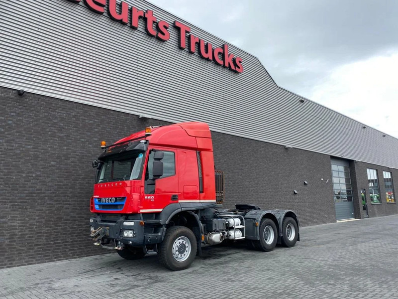 Iveco Trakker 560 SIVI 6X6 HEAVY DUTY PRIME MOVER 275 TONS - Trekker: afbeelding 2 Iveco Trakker 560 SIVI 6X6 HEAVY DUTY PRIME MOVER 275 TONS - Trekker: afbeelding 2